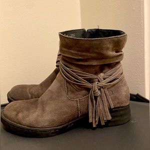 Born Cross suede booties